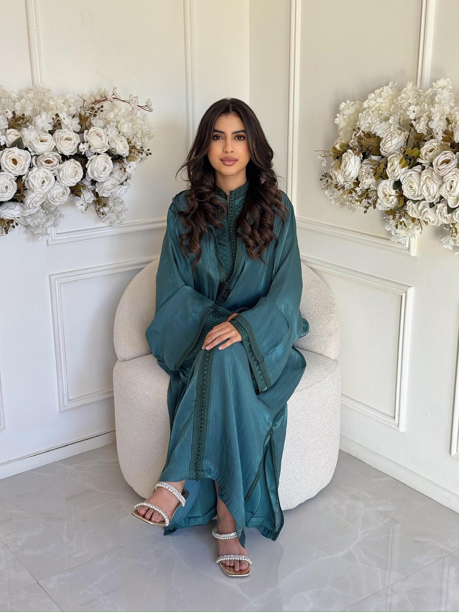 Moroccan jellaba dress Jellaba Youmna with long sleeves and flowing fit