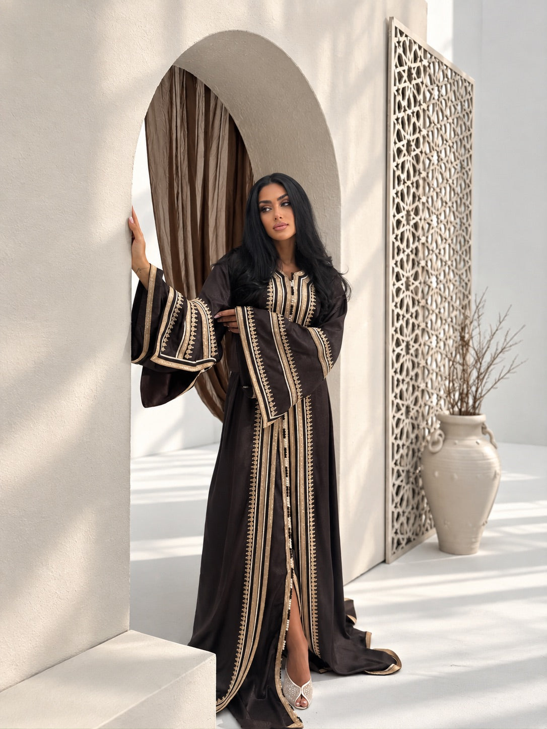 Elegant black Moroccan takchita dress for weddings