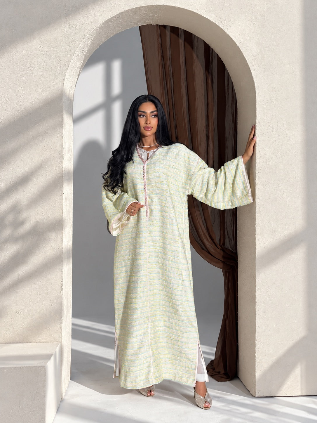     Elegant Moroccan kaftan in pastel tweed fabric