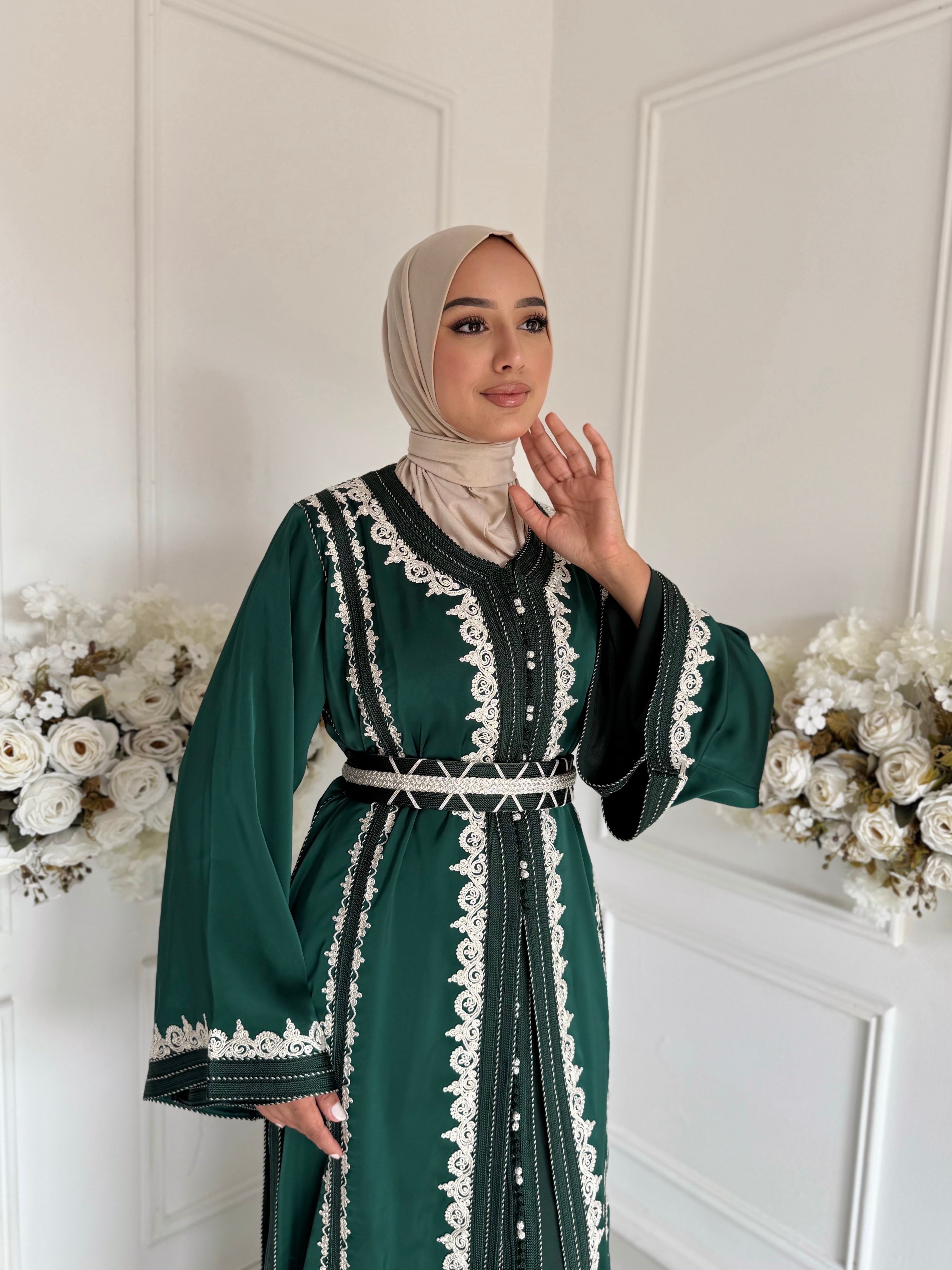 Takchita Mayma - Classy & Fabb